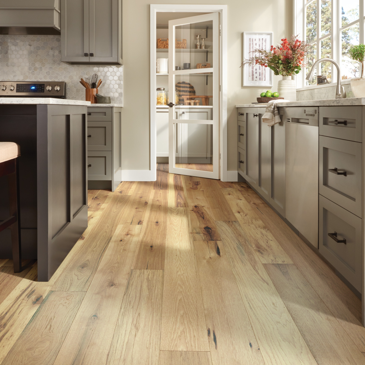 Exquisite - Natural Hickory - Image 5