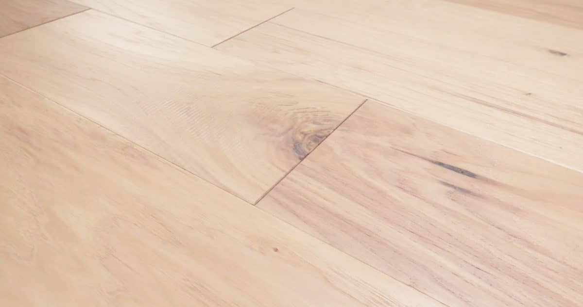 Pebble Hill 6 3/8" - Linen